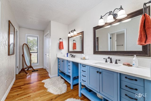 6081 Candice Rd, Christoval, TX 76935