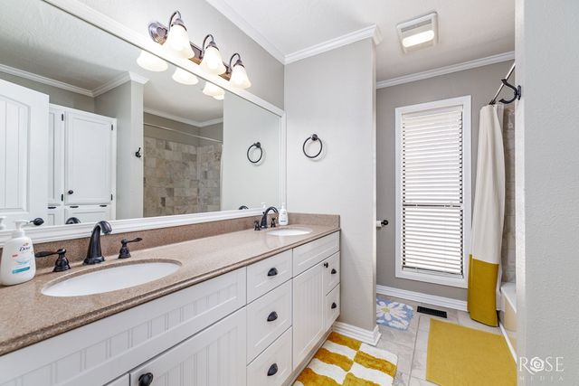 6081 Candice Rd, Christoval, TX 76935