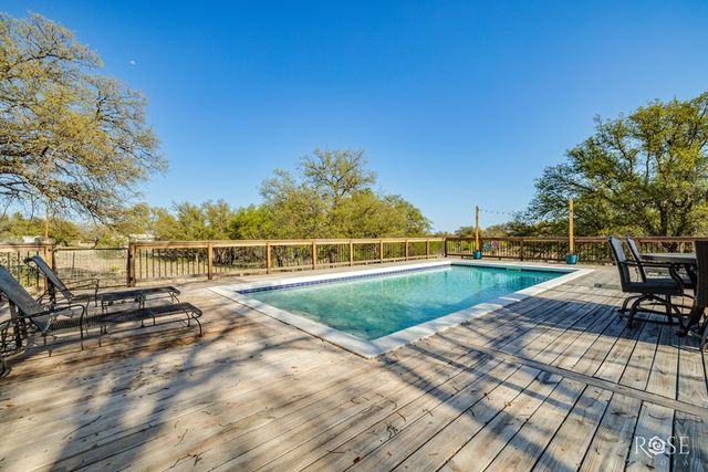 6081 Candice Rd, Christoval, TX 76935