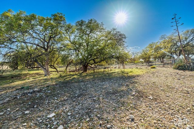 6081 Candice Rd, Christoval, TX 76935