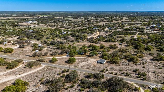 6081 Candice Rd, Christoval, TX 76935