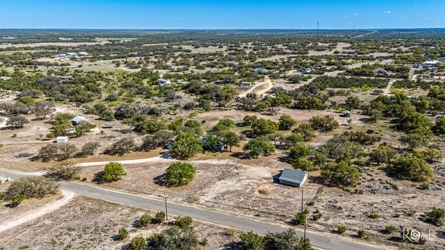 6081 Candice Rd, Christoval, TX 76935