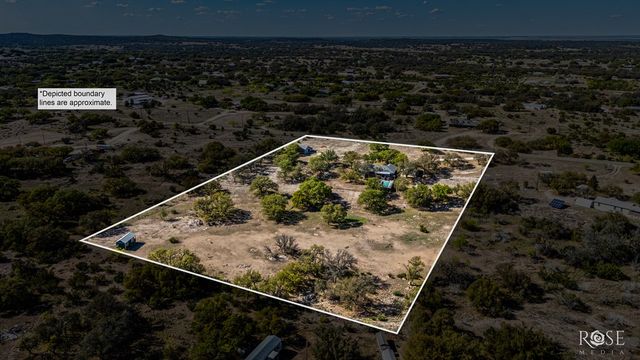 6081 Candice Rd, Christoval, TX 76935