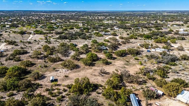 6081 Candice Rd, Christoval, TX 76935