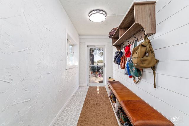 6081 Candice Rd, Christoval, TX 76935