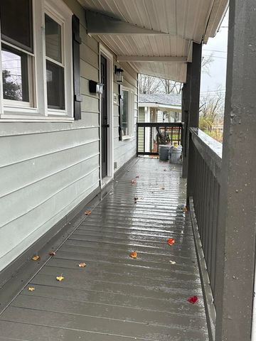 239 Hawkheegan, Frankfort, KY 40601