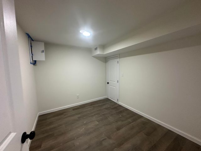 239 Hawkheegan, Frankfort, KY 40601