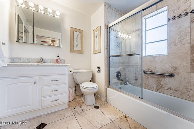 189 S Paseo Pena Apt D, Green Valley, AZ 85614