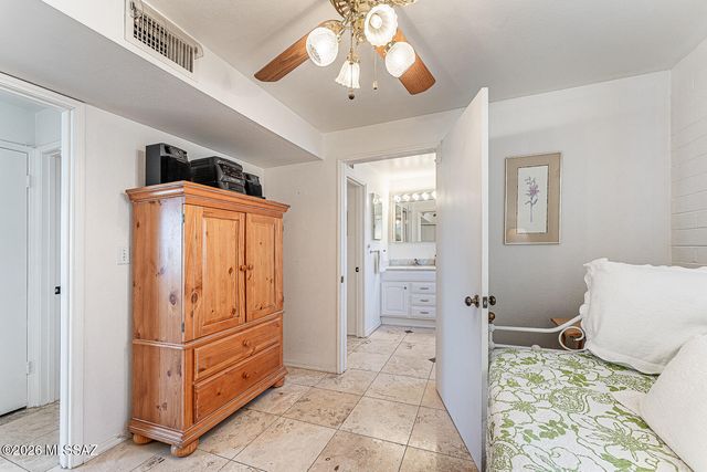 189 S Paseo Pena Apt D, Green Valley, AZ 85614