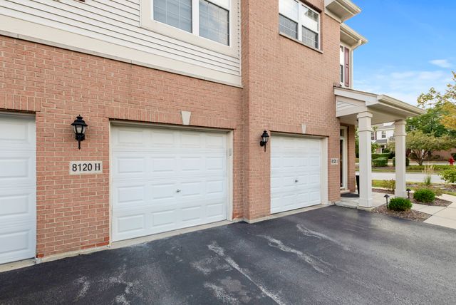 8120 Concord Lane H, Justice, IL 60458
