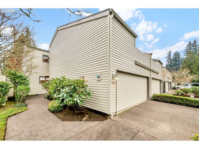2036 EASTWOOD Ln, Eugene, OR 97401