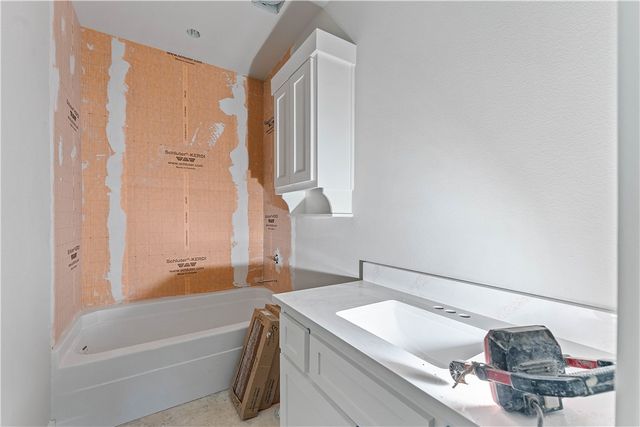 11 Kincardine Drive, Bella Vista, AR 72715