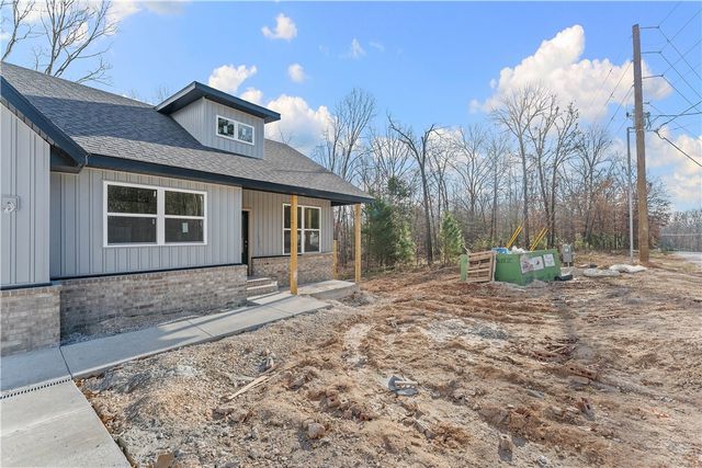 11 Kincardine Drive, Bella Vista, AR 72715