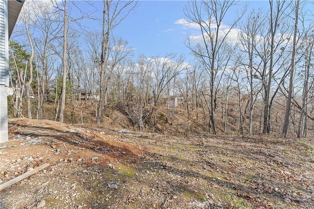 11 Kincardine Drive, Bella Vista, AR 72715