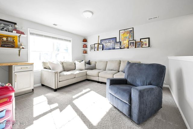 146 Plumtree Lane, Castle Hayne, NC 28429