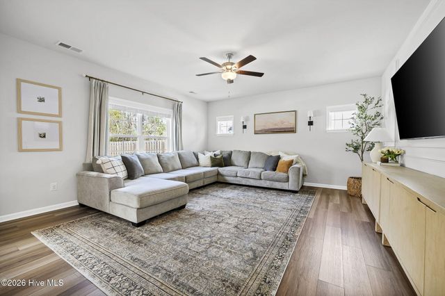 146 Plumtree Lane, Castle Hayne, NC 28429