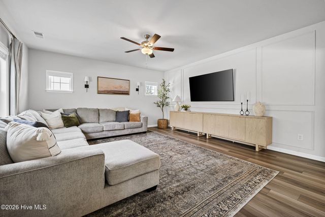 146 Plumtree Lane, Castle Hayne, NC 28429