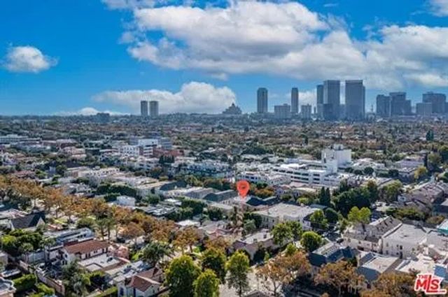 212 S Reeves 4, Beverly Hills, CA 90212