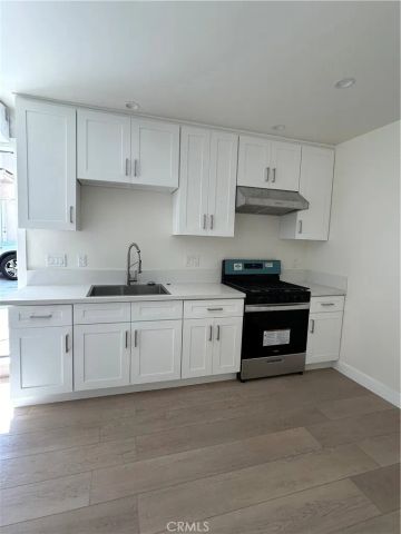 212 S Reeves 4, Beverly Hills, CA 90212