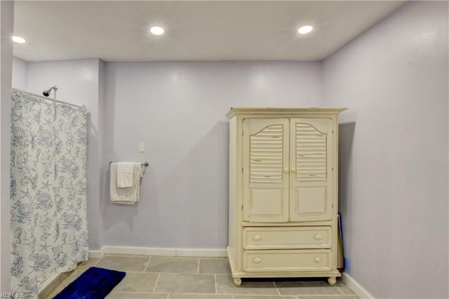 5744 Godwin BLVD, Suffolk, VA 23432