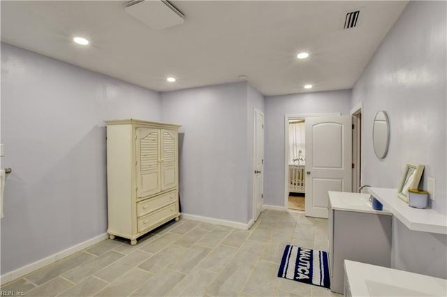 5744 Godwin BLVD, Suffolk, VA 23432