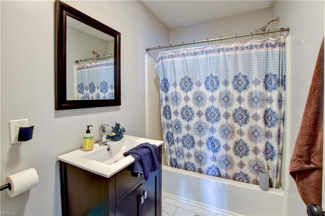 5744 Godwin BLVD, Suffolk, VA 23432