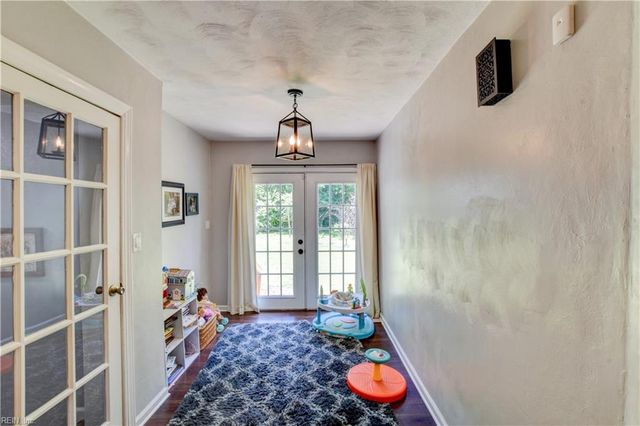 5744 Godwin BLVD, Suffolk, VA 23432