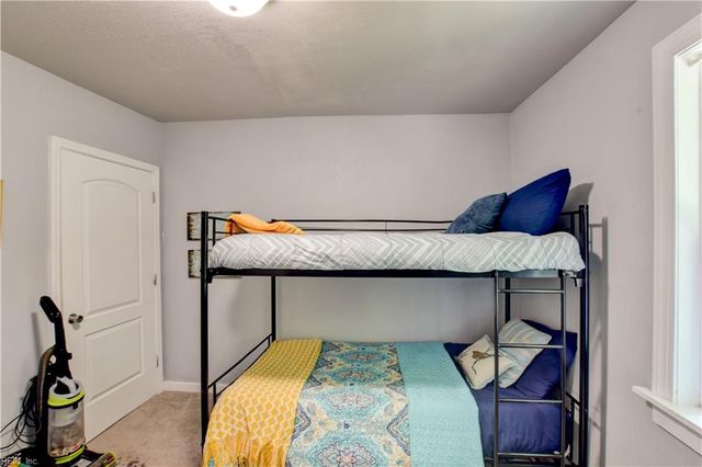 5744 Godwin BLVD, Suffolk, VA 23432