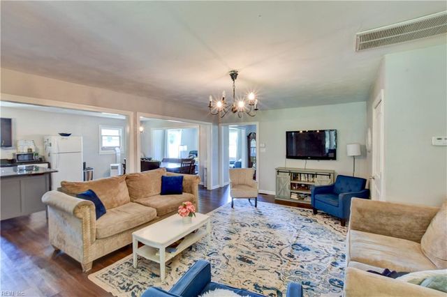 5744 Godwin BLVD, Suffolk, VA 23432