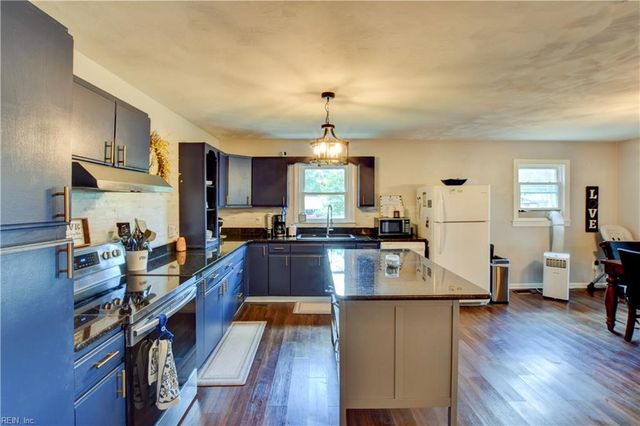 5744 Godwin BLVD, Suffolk, VA 23432
