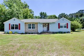 5744 Godwin BLVD, Suffolk, VA 23432