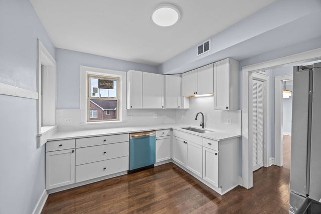 1101 S OAK PARK Avenue, Oak Park, IL 60304