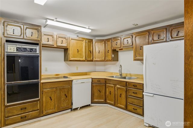 22827 Meridian Avenue S, Bothell, WA 98021