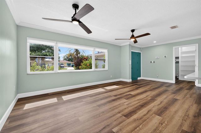 4623 BAY CREST DRIVE, Tampa, FL 33615