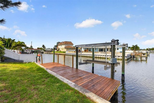 4623 BAY CREST DRIVE, Tampa, FL 33615