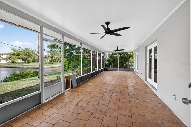 4623 BAY CREST DRIVE, Tampa, FL 33615