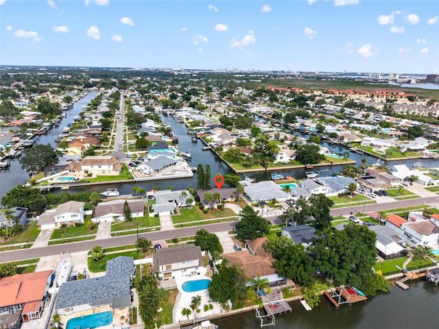 4623 BAY CREST DRIVE, Tampa, FL 33615