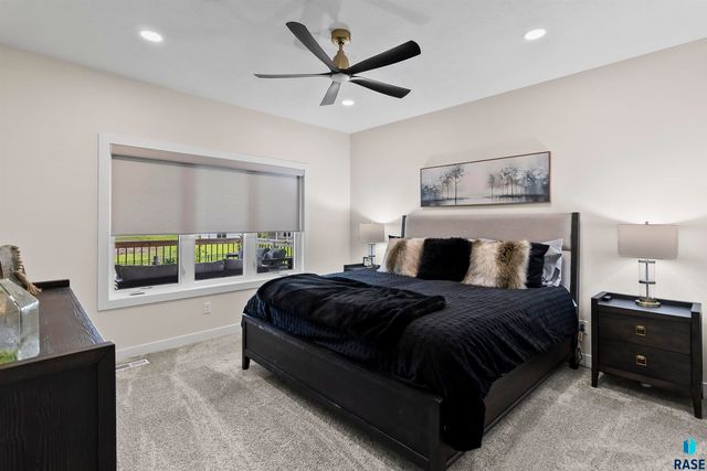 421 Dale Ave Avenue, Harrisburg, SD 57032