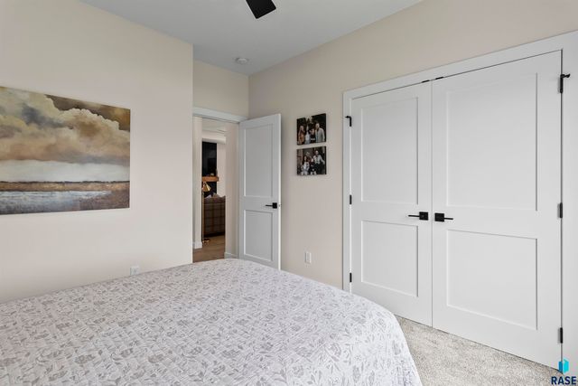 421 Dale Ave Avenue, Harrisburg, SD 57032