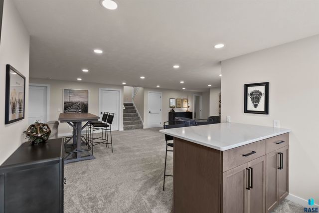 421 Dale Ave Avenue, Harrisburg, SD 57032