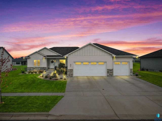 421 Dale Ave Avenue, Harrisburg, SD 57032