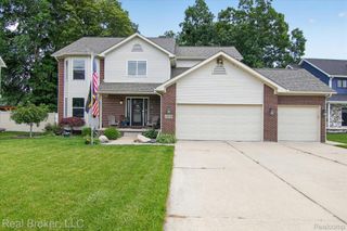 15156 Oak Valley Lane, Monroe Charter Township, MI 48161