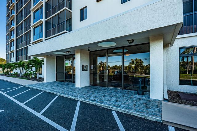 7100 SUNSHINE SKYWAY LANE S 203, St Petersburg, FL 33711