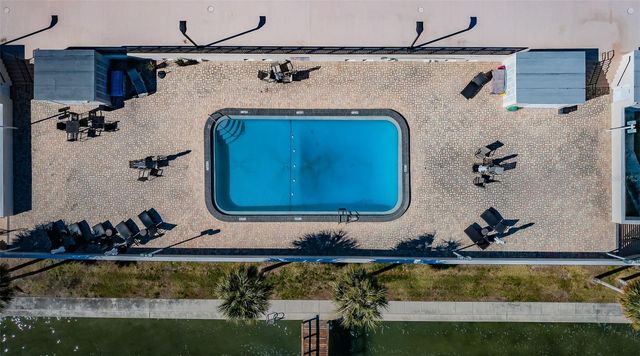 7100 SUNSHINE SKYWAY LANE S 203, St Petersburg, FL 33711
