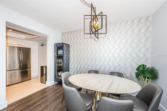 7100 SUNSHINE SKYWAY LANE S 203, St Petersburg, FL 33711