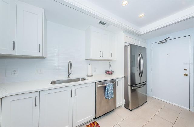 7100 SUNSHINE SKYWAY LANE S 203, St Petersburg, FL 33711