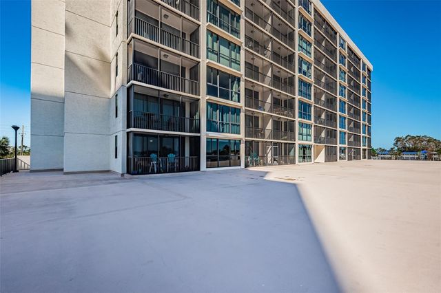 7100 SUNSHINE SKYWAY LANE S 203, St Petersburg, FL 33711