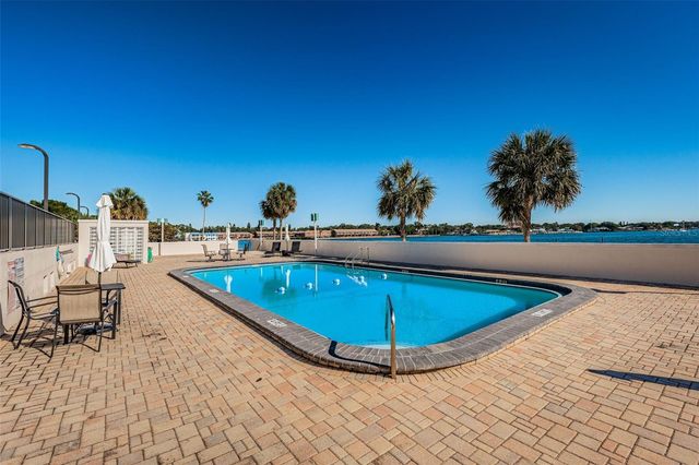 7100 SUNSHINE SKYWAY LANE S 203, St Petersburg, FL 33711