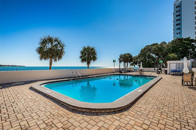 7100 SUNSHINE SKYWAY LANE S 203, St Petersburg, FL 33711