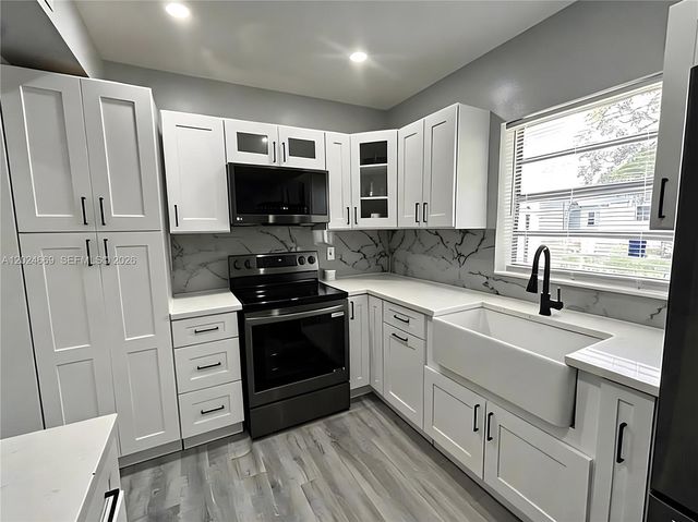 404 NW 18th Ave, Fort Lauderdale, FL 33311